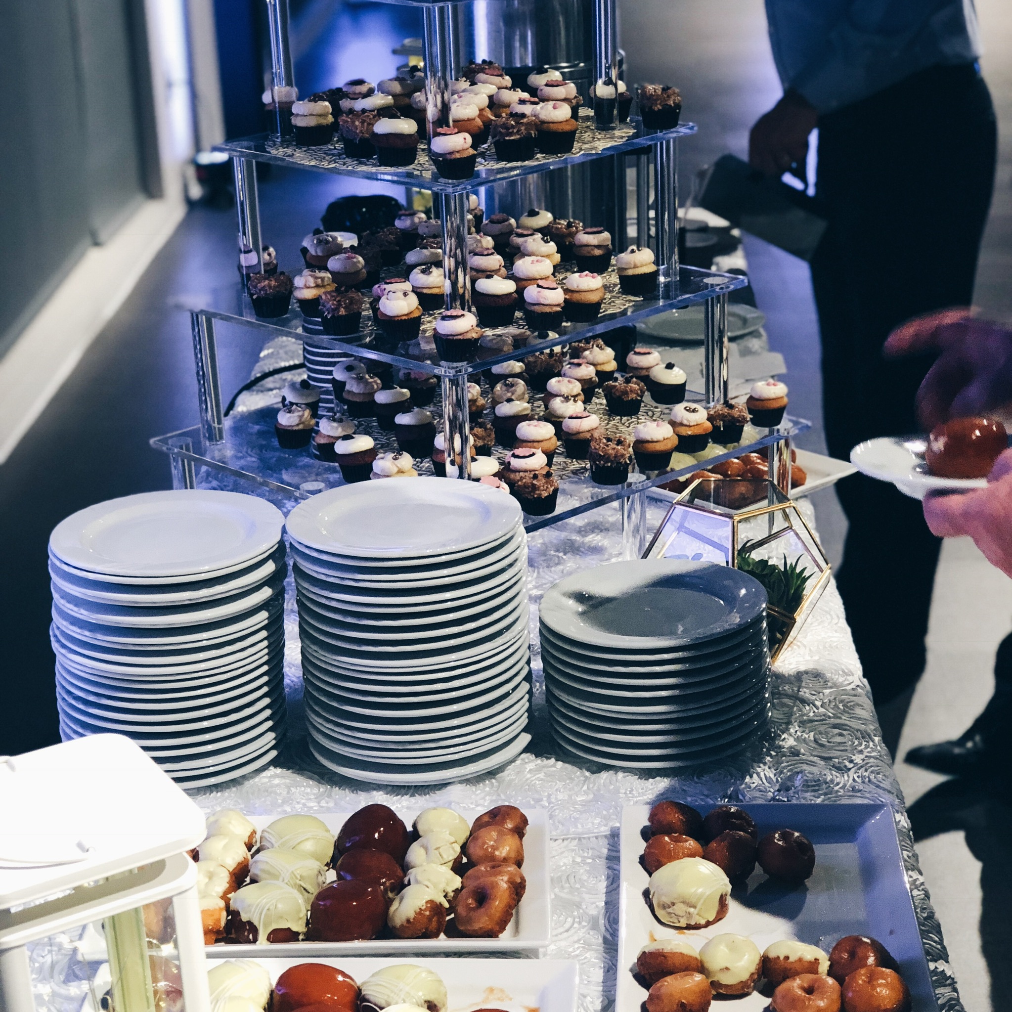 wedding donut table, cupcake tower