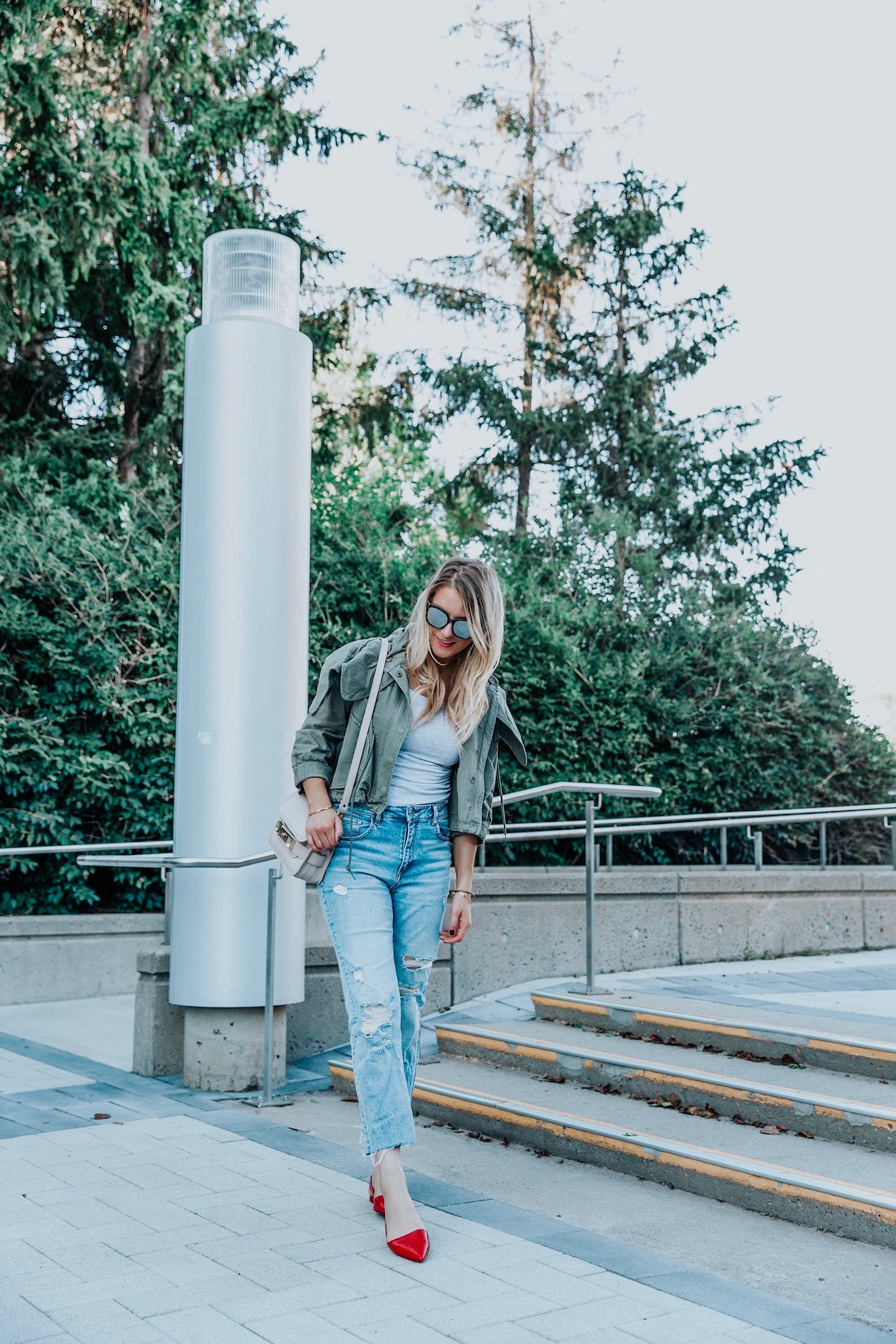 red flat shoes outfit